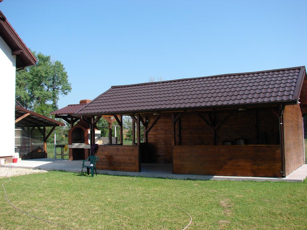 Rosenville Rîşnov Exterior foto